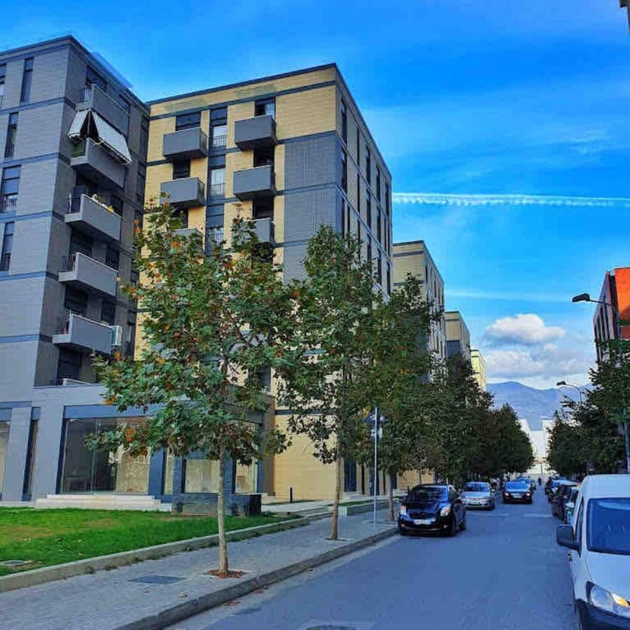 Delight Apartment Tirana Esterno foto